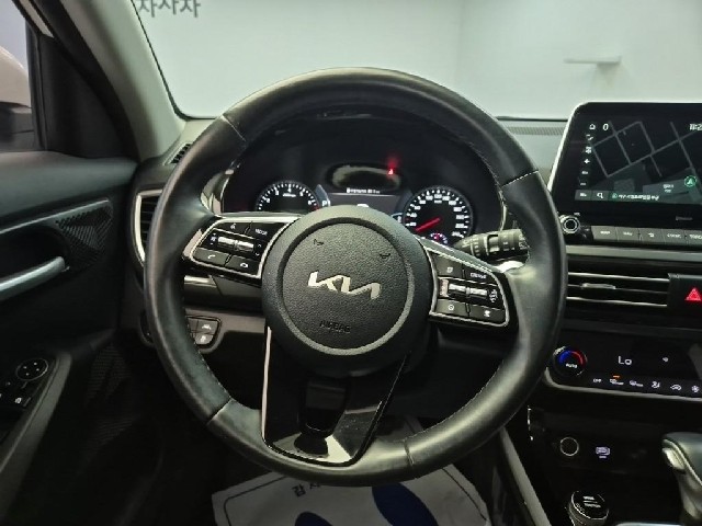 6061501475R9.jpg
