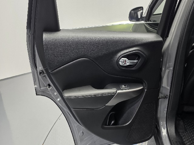 a546803ff3416bd0fccc6b57842804d4.jpeg
