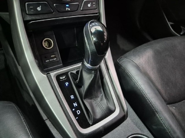 6081000711R8.jpg