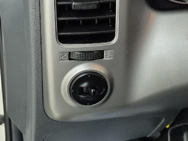 6071002452R19.jpg