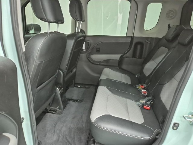 6081000334R12.jpg