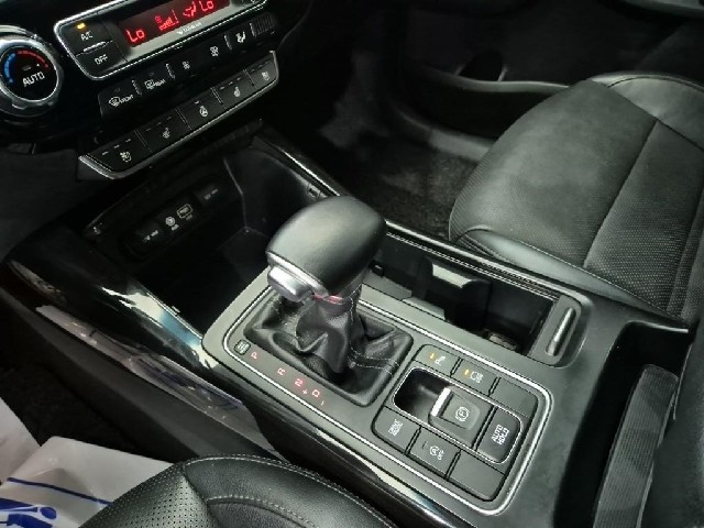 6081000233R8.jpg
