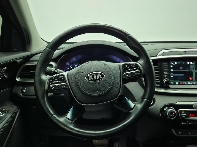 6081000233R9.jpg