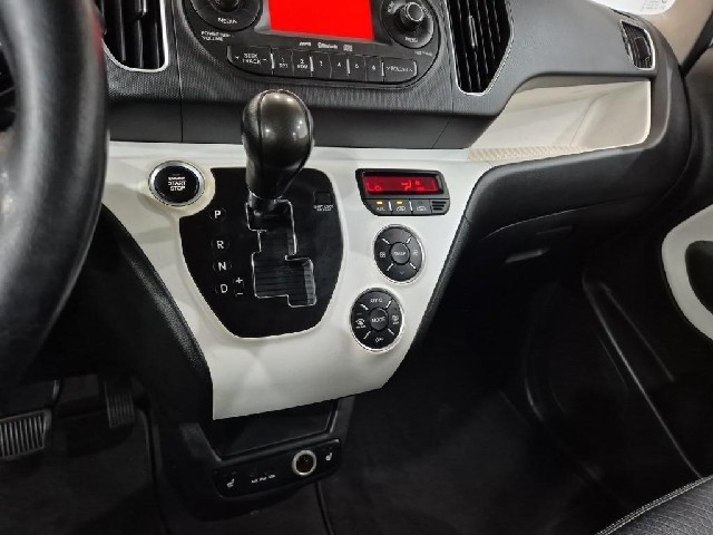 6081000093R8.jpg