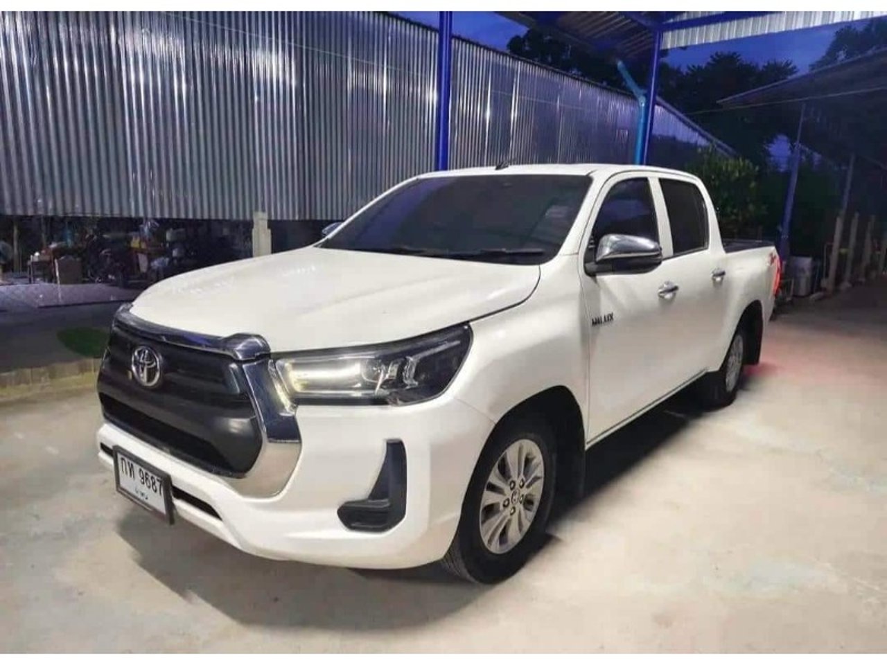 2023 Toyota Hilux, photo 1 of 1