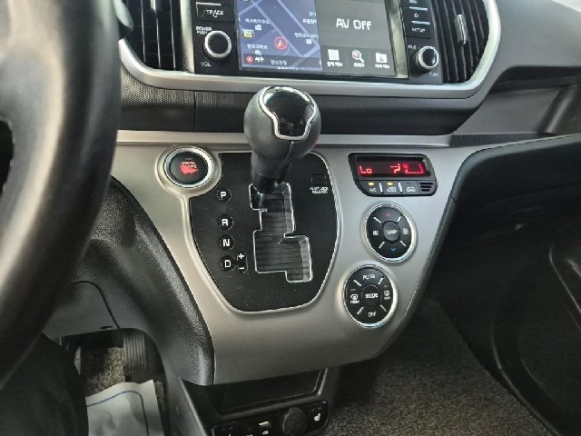 6071501697R8.jpg
