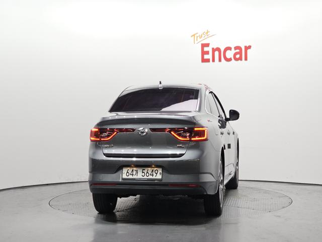 88274efc08ed838341c73afbad564dda.jpeg