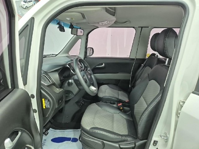 6071000244R11.jpg