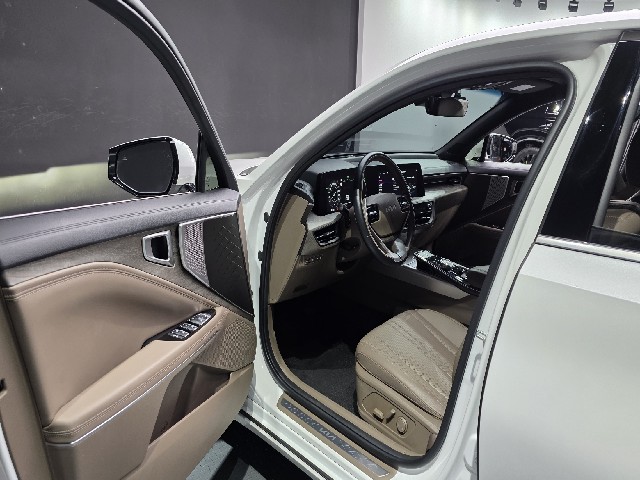 fca98617df8f42f8b9d978286cbd09bf.jpeg