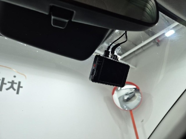 6081000204R16.jpg