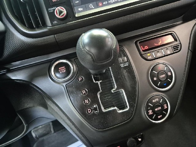 6081500644R8.jpg
