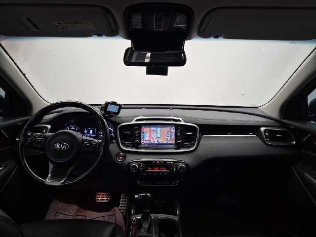 6081000845R7.jpg