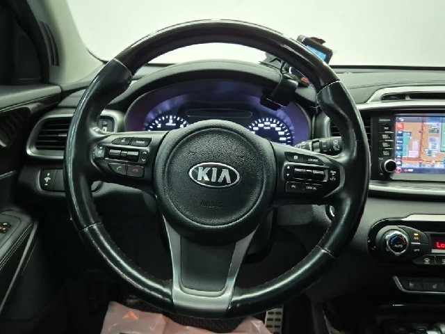 6081000845R9.jpg