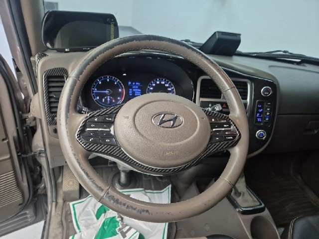 6081500743R9.jpg