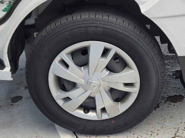 6081500946R18.jpg