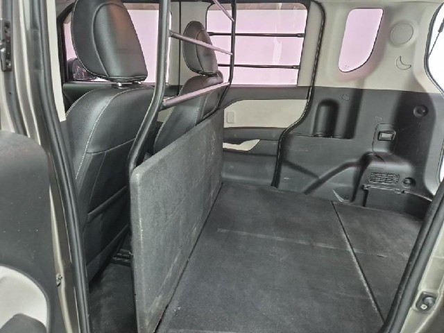 6081000963R12.jpg