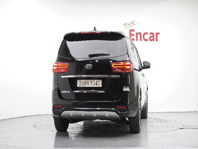 0cc0fe0f2c6f7c2d5b06fb58c1af8105.jpeg