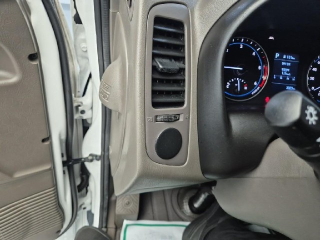6081501592R14.jpg