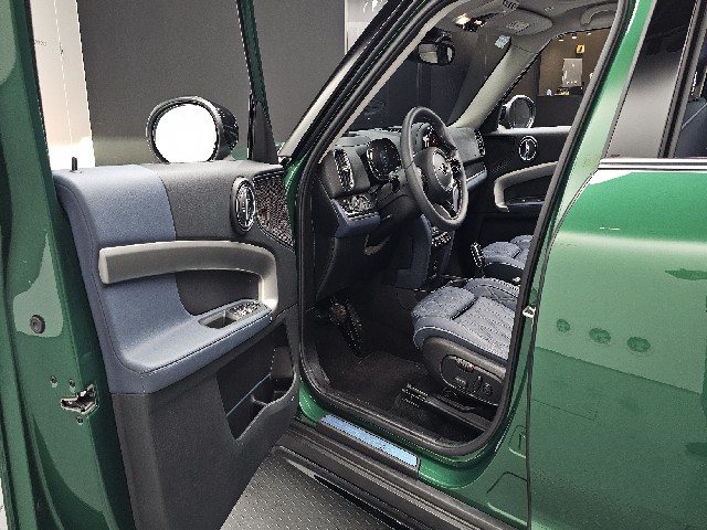 ab01f26a07273a3e4ccec9208097bf40.jpeg