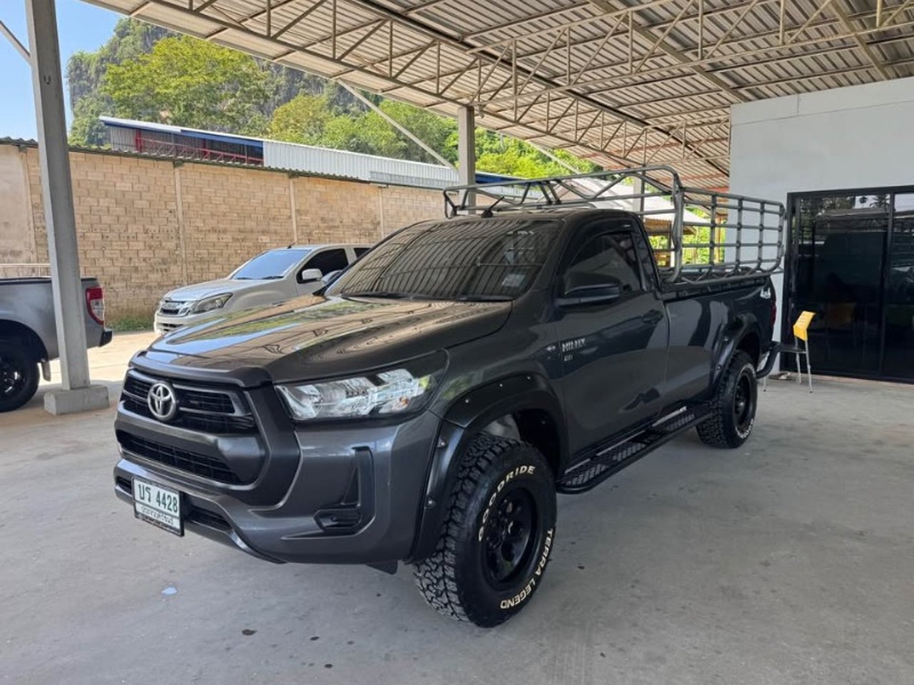 2023 Toyota Hilux, photo 1 of 1