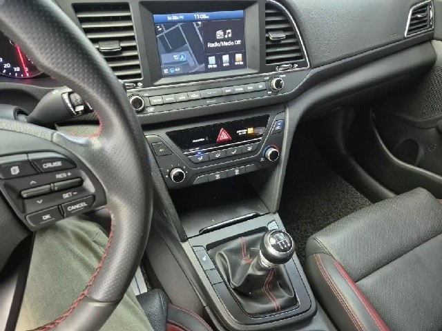 6051001988R10.jpg