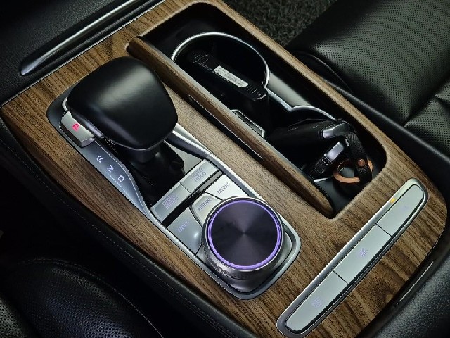 6051501326R8.jpg