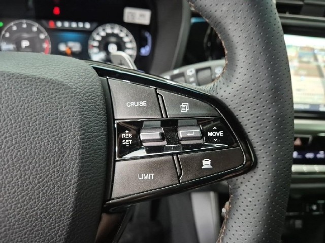 6081500271R15.jpg