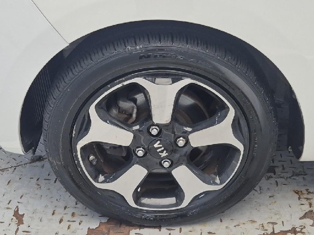 6081500099R18.jpg