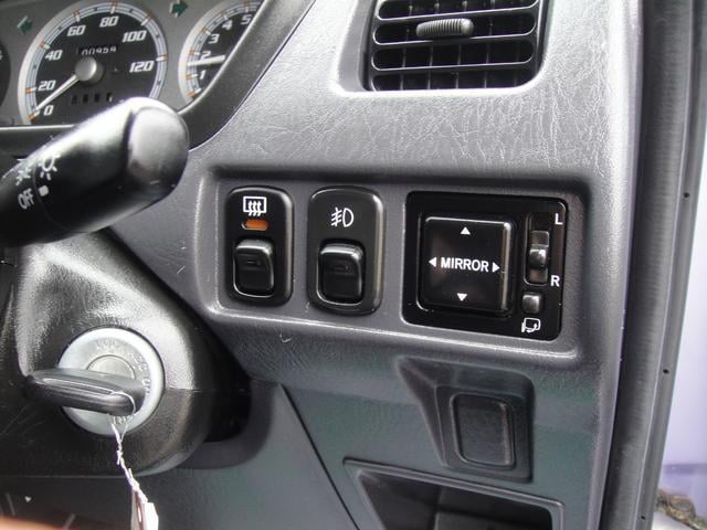 0560125A30250525W00111.jpg