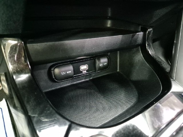 6081000595R18.jpg