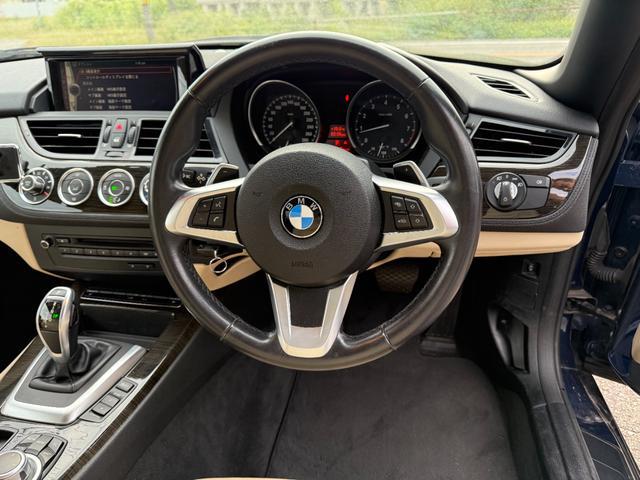 0404042A30251025W00210.jpg