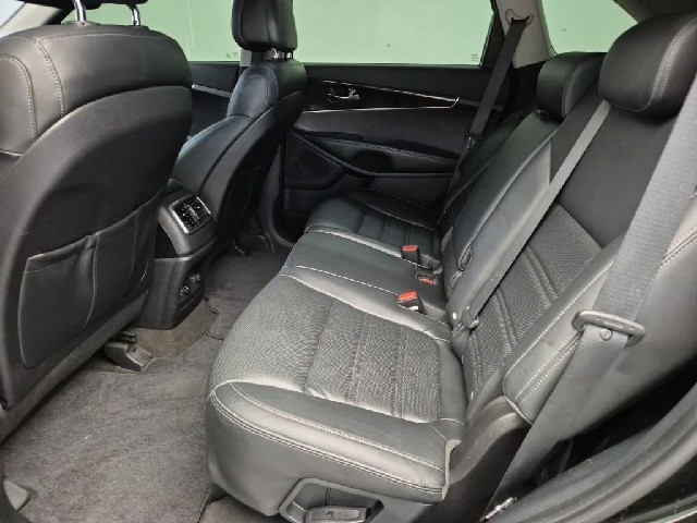 6081000557R12.jpg