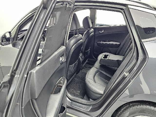 5fca28068ed42b3cdff6235ee9c0a36e.jpeg