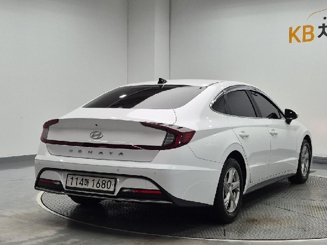 6081000695R3.jpg