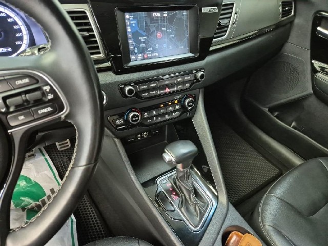 6081500170R16.jpg