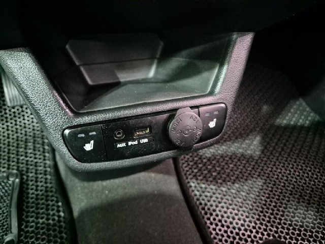 6081000811R15.jpg