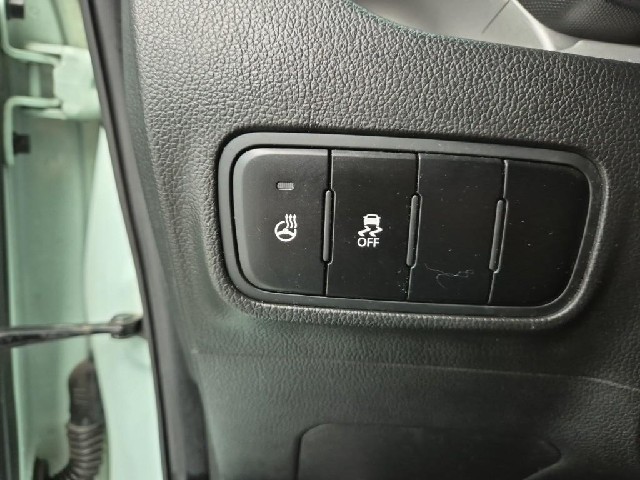 6081000811R17.jpg