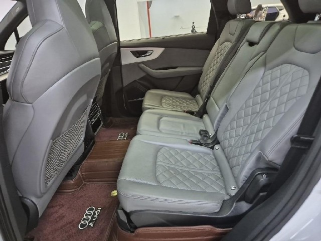 6081500539R12.jpg