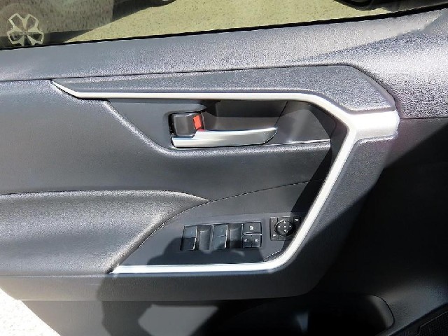 81edc62b300c435f52a3f200c20042cd.jpeg