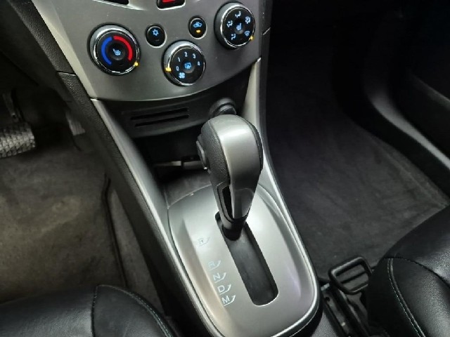 6011002902R8.jpg