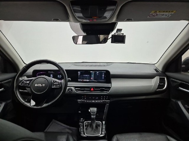 6081001296R7.jpg