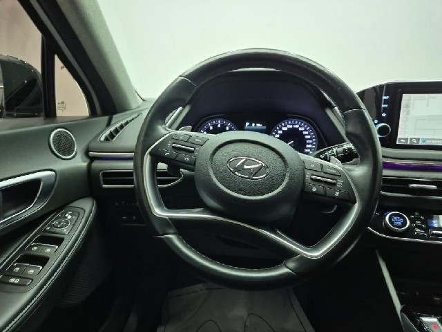 6071000277R9.jpg