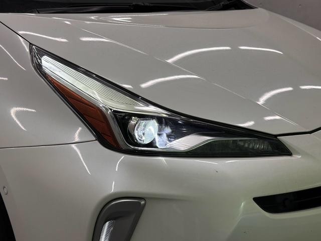 0704700A30261018W00111.jpg