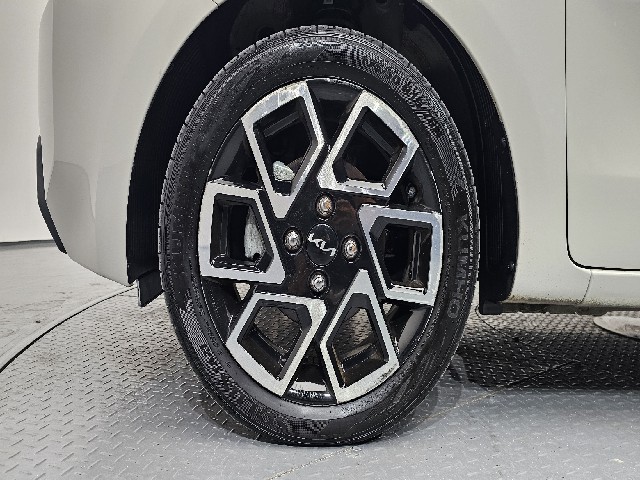 e9d736ae1ab709fffbee24b4655f397d.jpeg