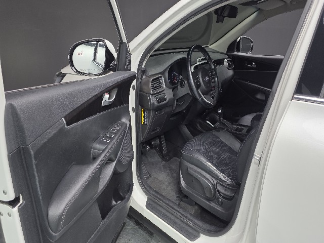 2074d0cb4aea4f296f95df38393f3181.jpeg