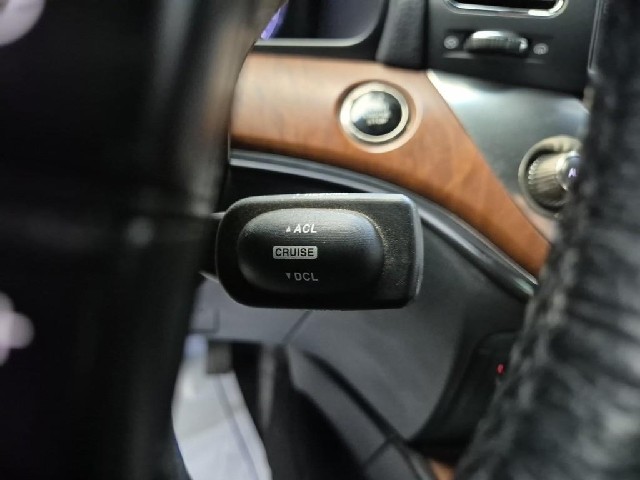 5121000815R15.jpg