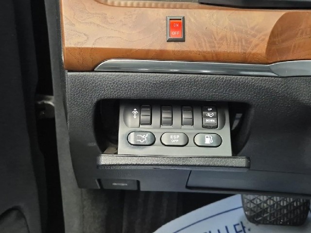 5121000815R17.jpg