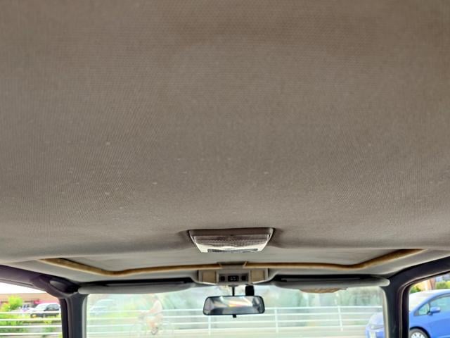 1001455A30230930W00111.jpg