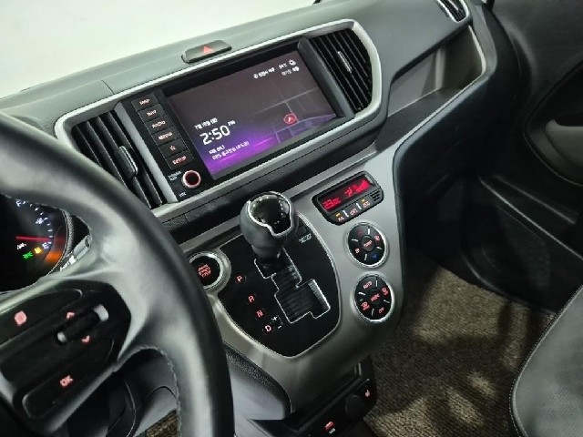 6071000606R10.jpg