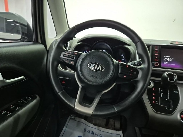 6071000606R9.jpg